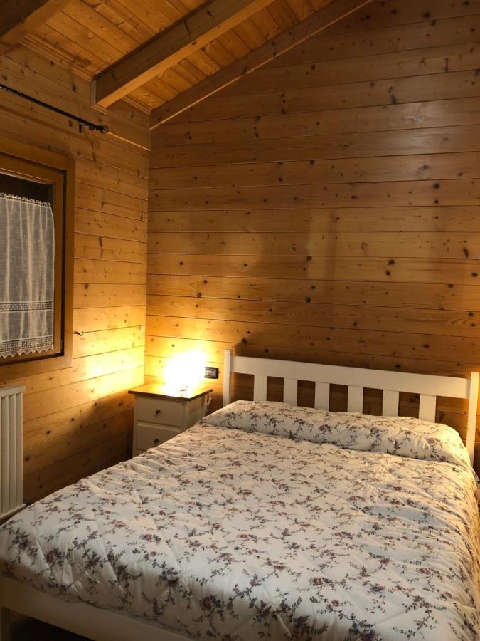 Chalet B&B Laghetti Martina Crevalcore ภายนอก รูปภาพ