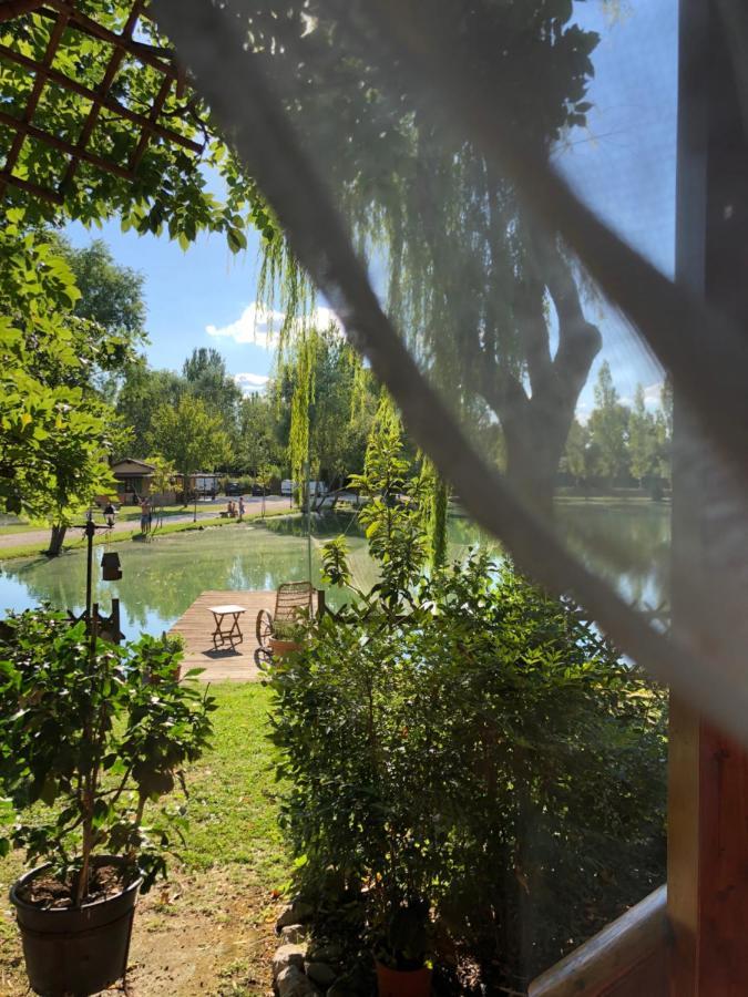 Chalet B&B Laghetti Martina Crevalcore ภายนอก รูปภาพ