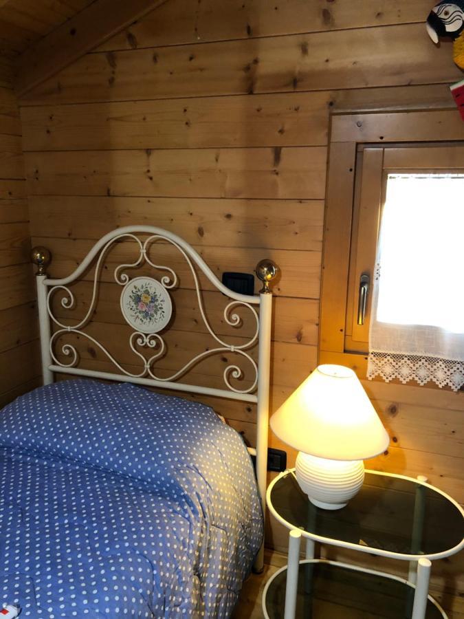 Chalet B&B Laghetti Martina Crevalcore ภายนอก รูปภาพ