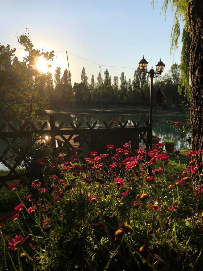 Chalet B&B Laghetti Martina Crevalcore ภายนอก รูปภาพ