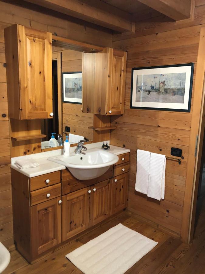 Chalet B&B Laghetti Martina Crevalcore ภายนอก รูปภาพ