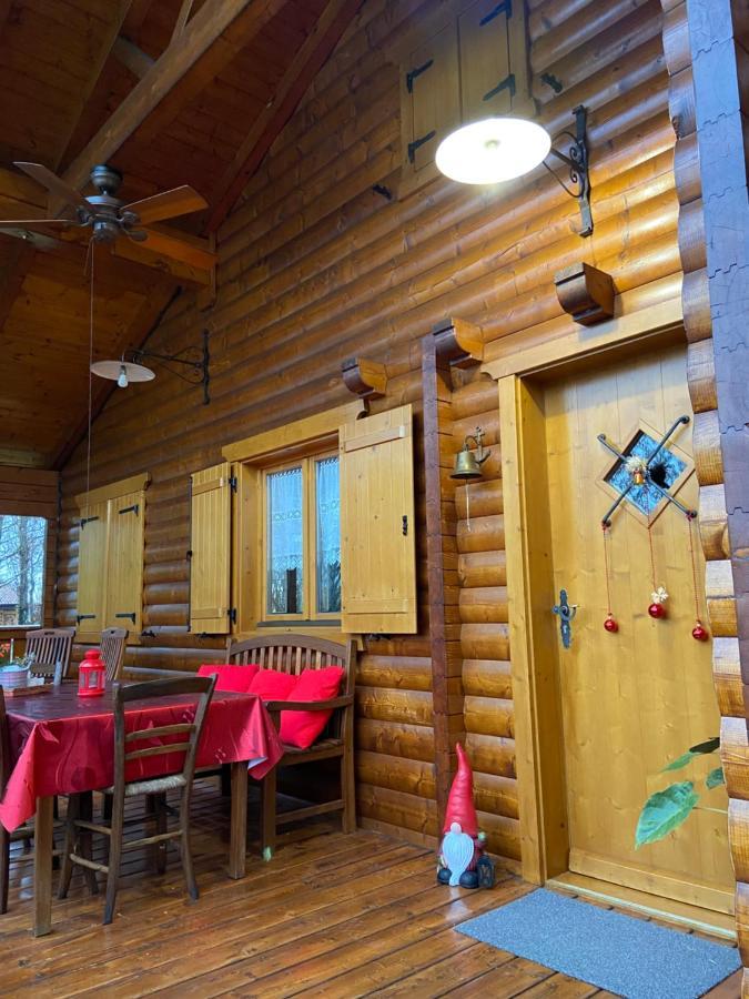 Chalet B&B Laghetti Martina Crevalcore ภายนอก รูปภาพ